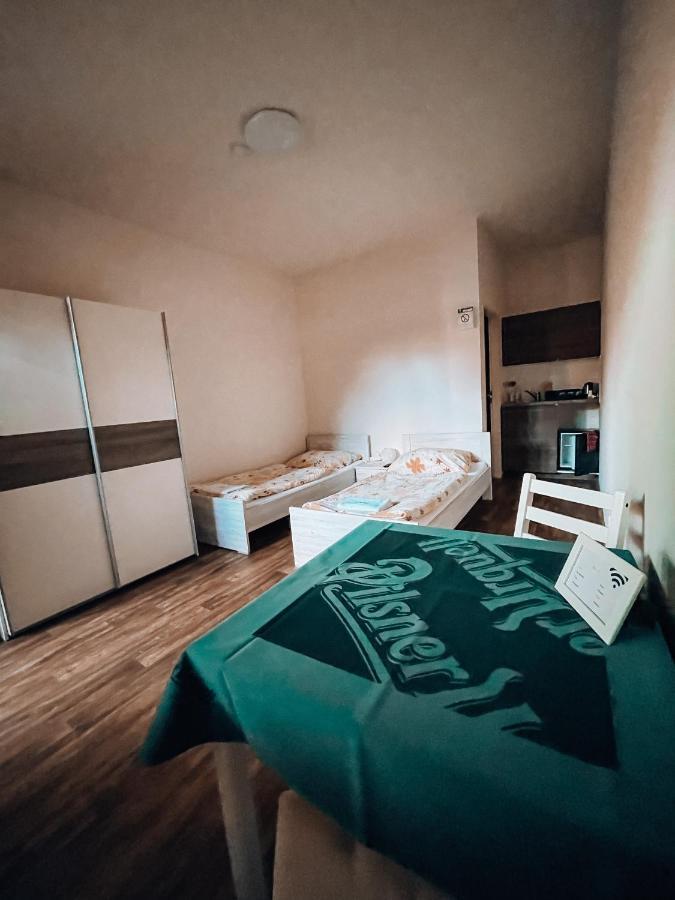 Penzion Na Vošverku Čelákovice Esterno foto